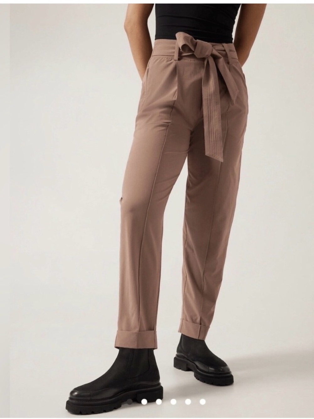 Athleta Cardiff Pull On Belted Lightweight Pants